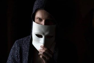 Bagaimana Oknum Pemimpin Agama Memanipulasi Umatnya 3